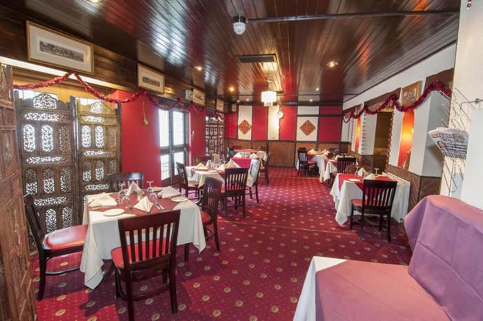 Roebuck Inn Stevenage Zewnętrze zdjęcie